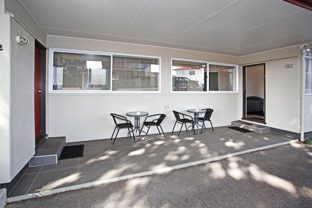 Pukekohe Touchwood Motor Lodge חדר תמונה