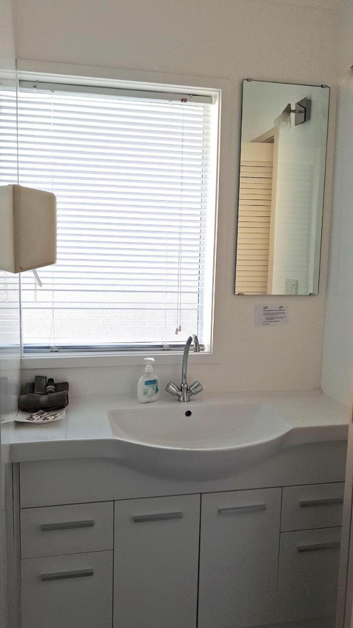 Pukekohe Touchwood Motor Lodge מראה חיצוני תמונה