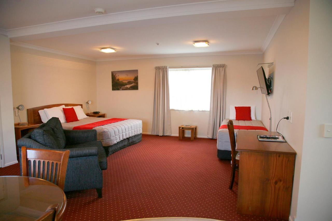 Pukekohe Touchwood Motor Lodge מראה חיצוני תמונה