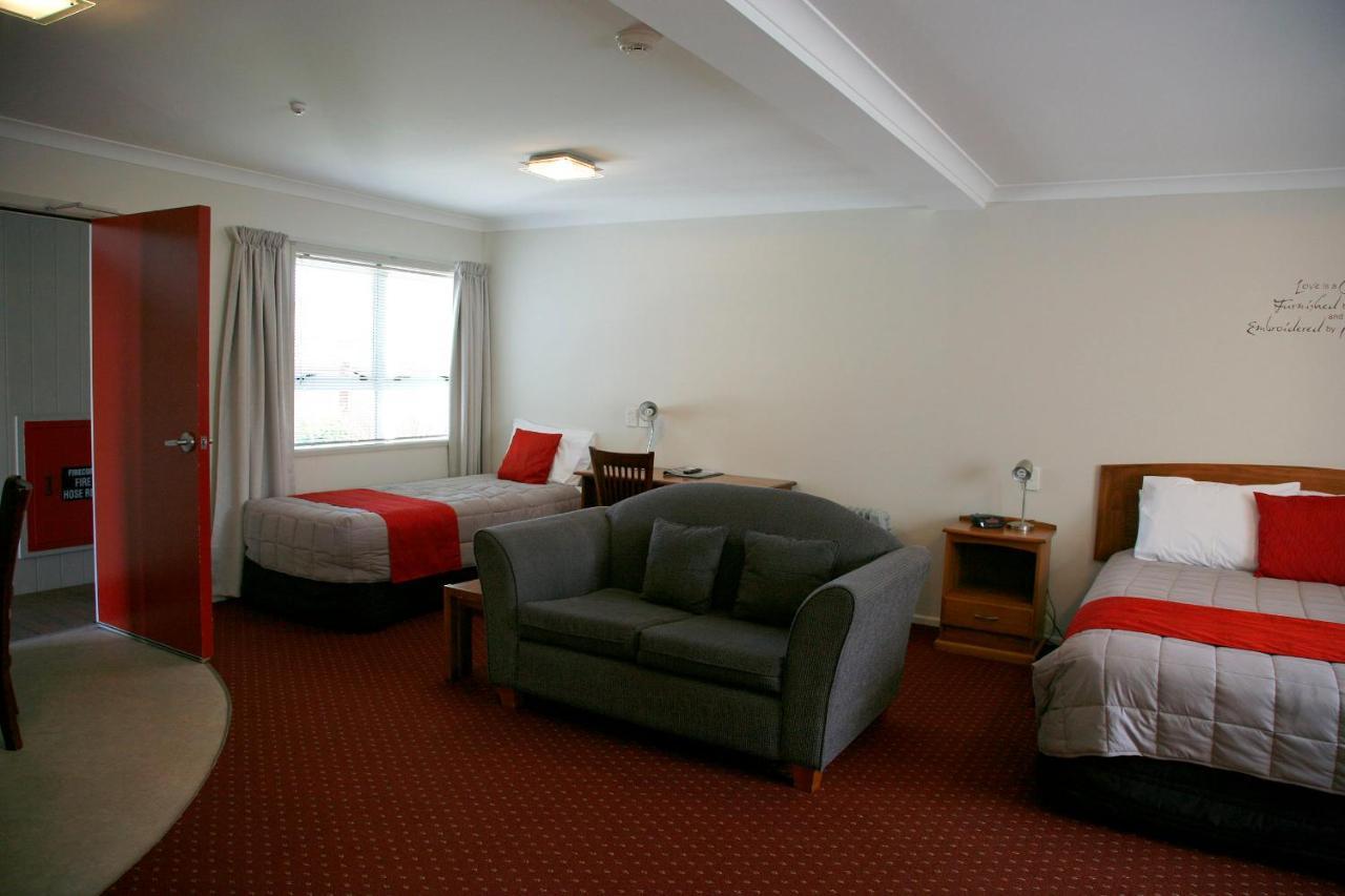 Pukekohe Touchwood Motor Lodge מראה חיצוני תמונה